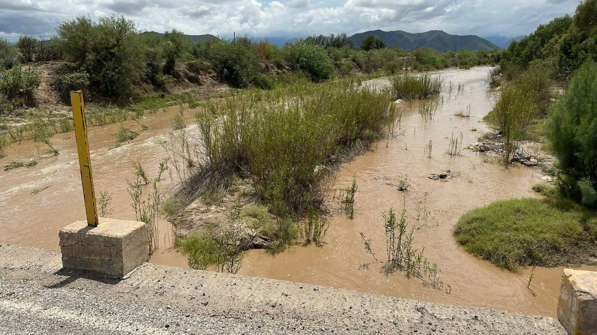 Corre una vez más agua por el río Aguanaval